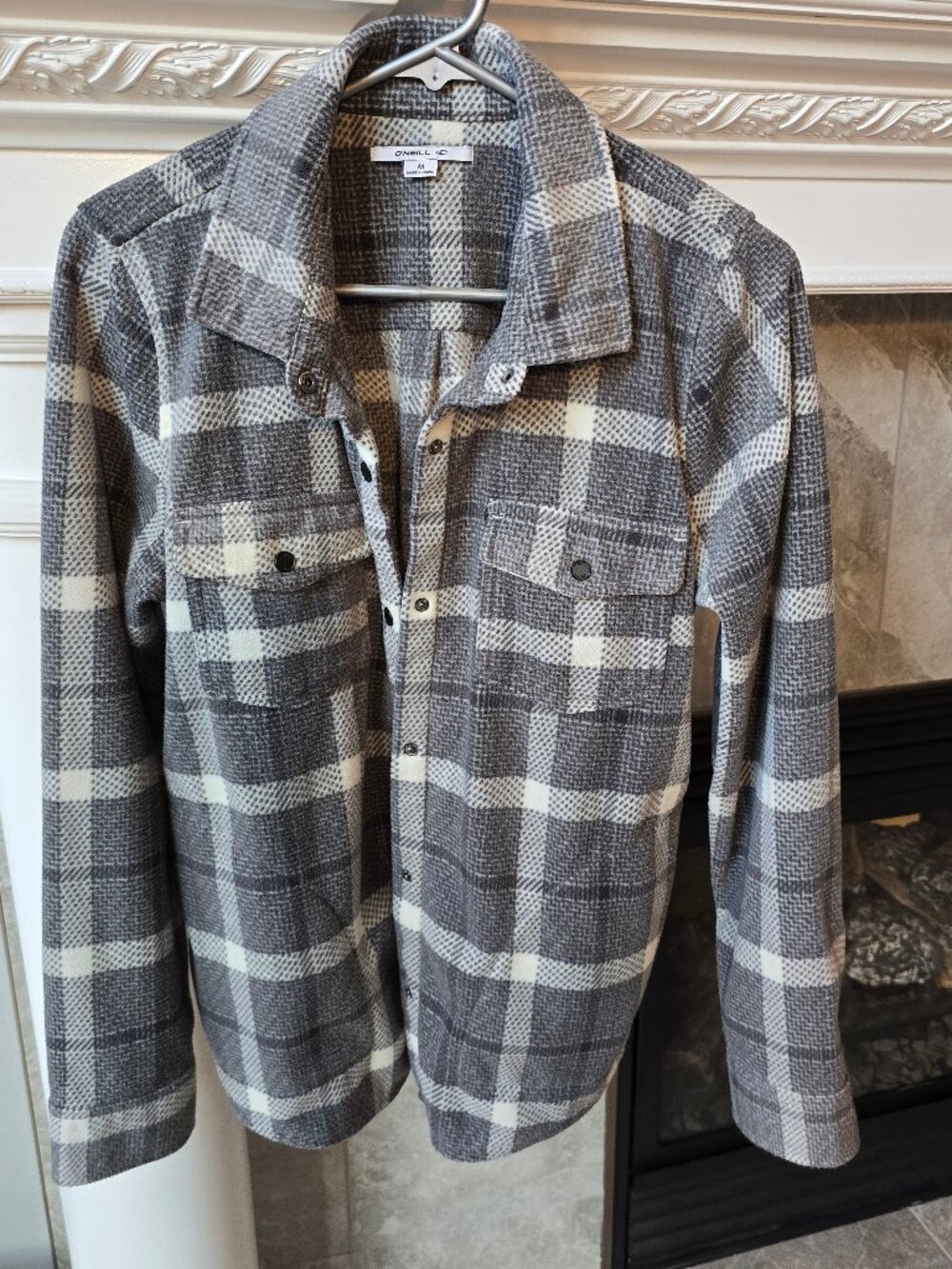 O'Neill Women's Gray Plaid Fleece Shacket Snap Front Jacket Medium EUC